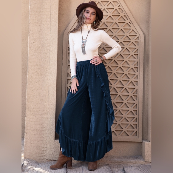 Slit Ruffled Wide Leg Pants - Picture 7 of 10